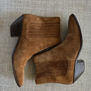 Saint Laurent West 45 Chelsea boots FR42
